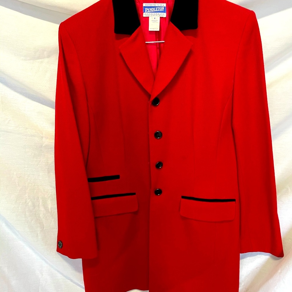 Vintage Red Blazer 120$or Best offer